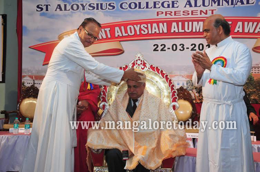 Aloysian Alumn 4